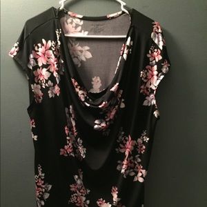 Flowery, cowl neck top